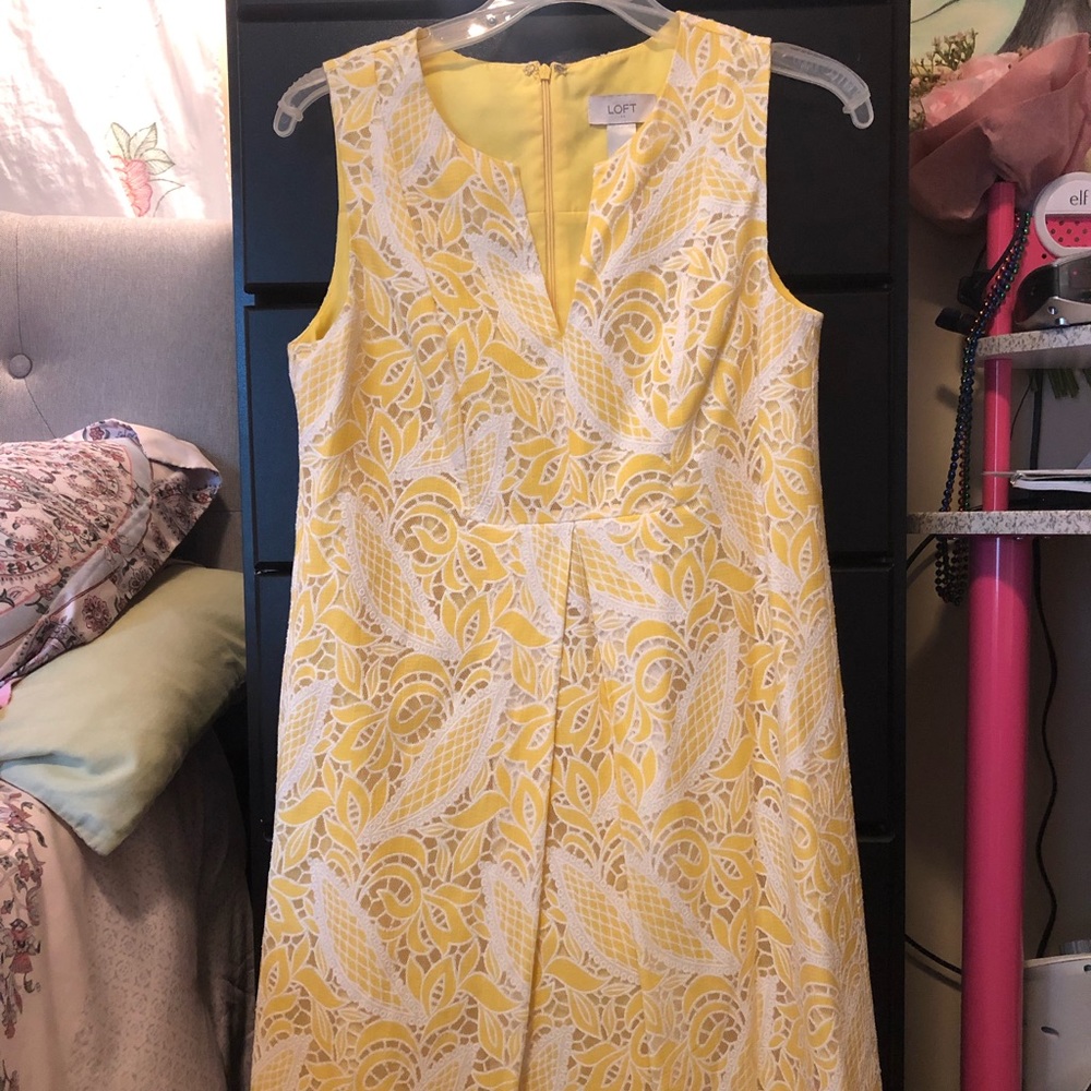 Ann Taylor Loft yellow dress sleeveless (Closet clean out MUST GO✨)